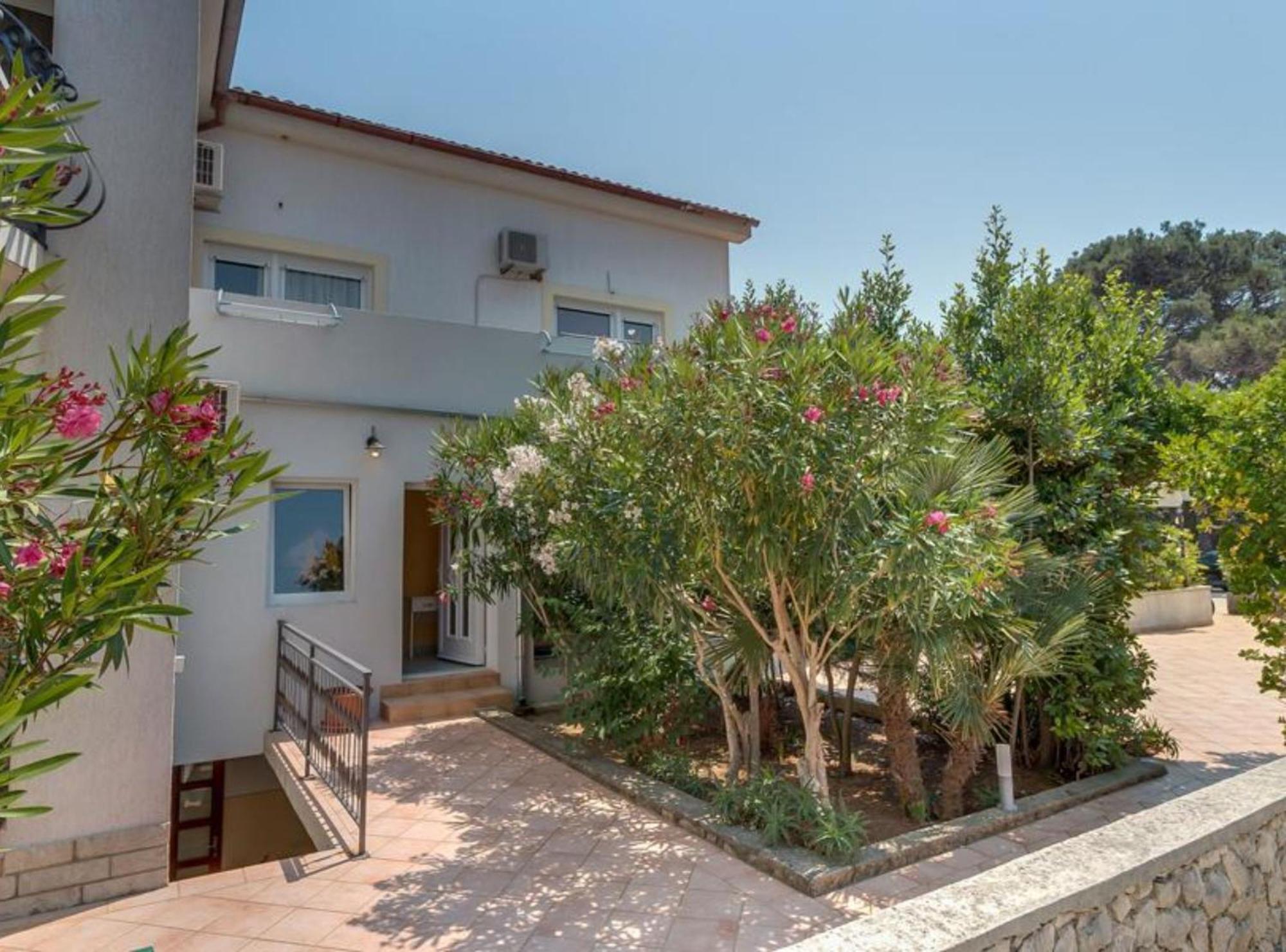 Pansion Belvedere Mali Losinj Bagian luar foto